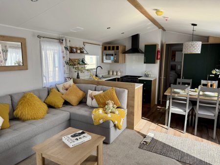 e9cb6ecb-20aa-432e-945f-b512443a064a